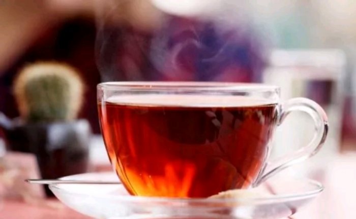 Эксперт Бессонов рассказал, может ли чай снизить холестерин и риск инфаркта